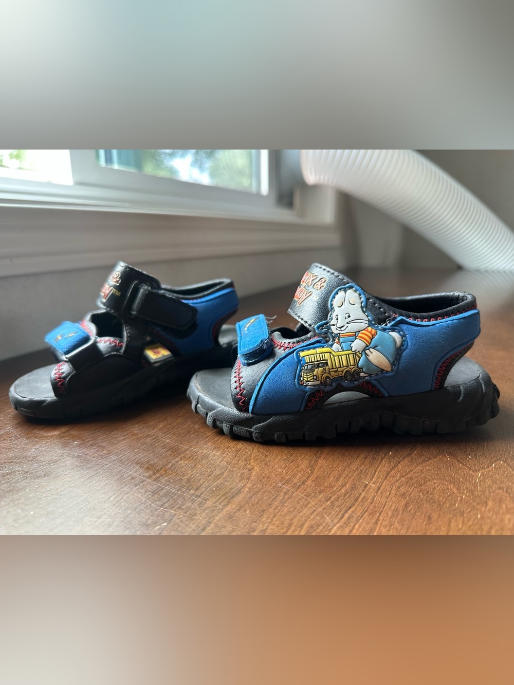 Max & Ruby Shoes Sandals